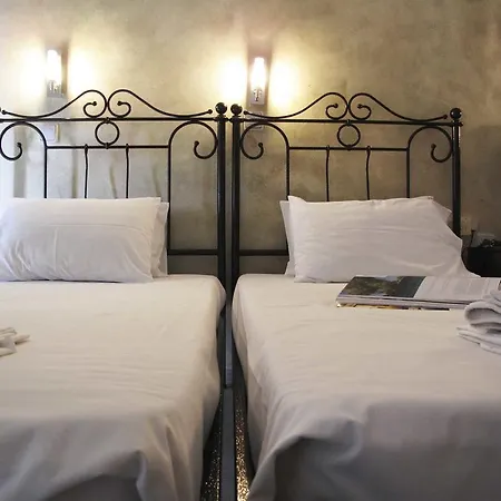 Hotel Azur Kriopigi
