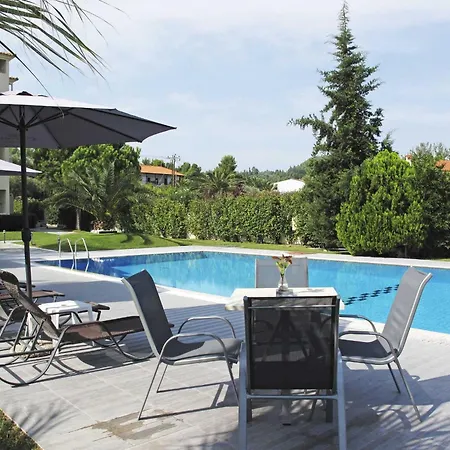 Azur Hotel Kriopigi