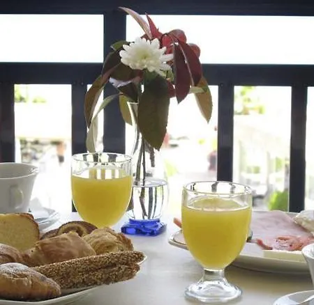 Hotel Azur Kriopigi